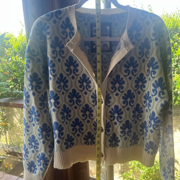 Anthropologie Sweater Cardigan. NWT Size Large (fits 12-14) - Picture 8 of 10